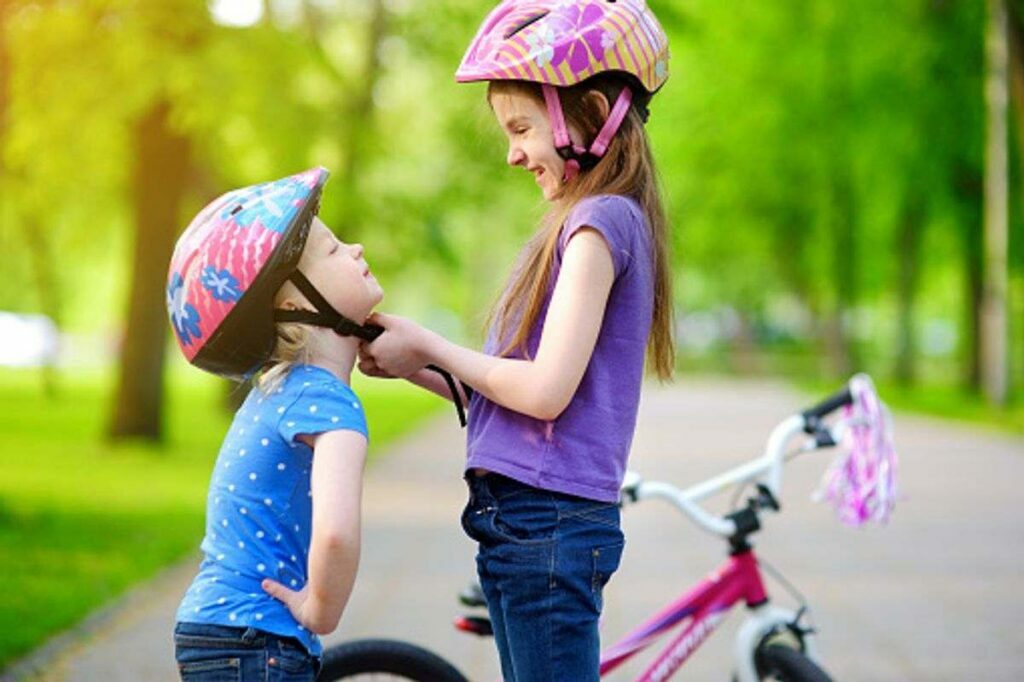 kids bike helmet