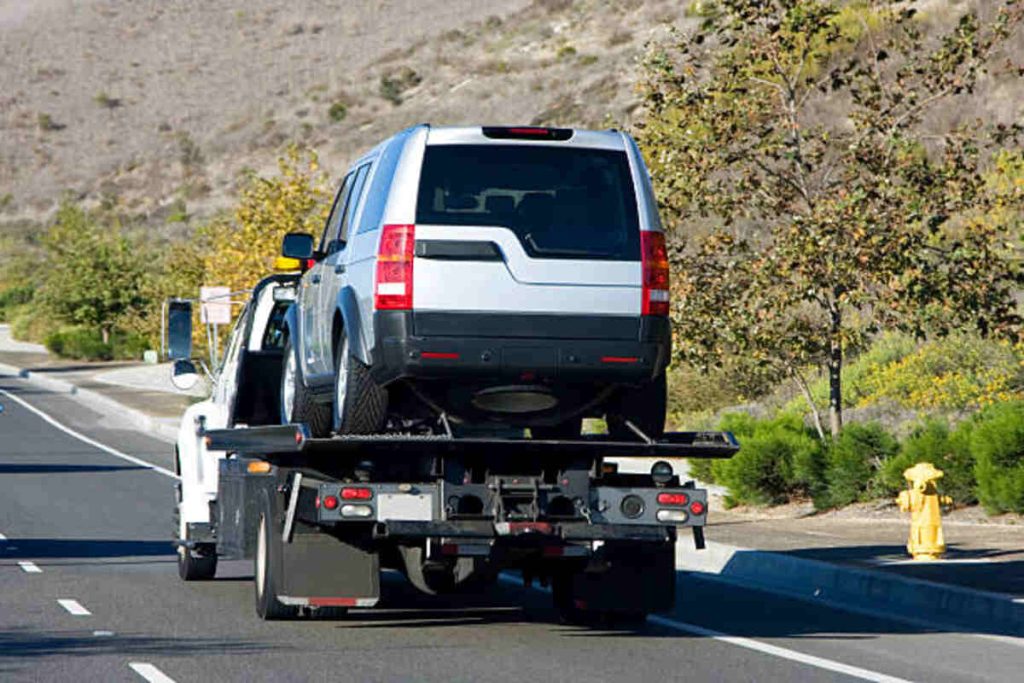 Overland Off Road Rescue and Towing