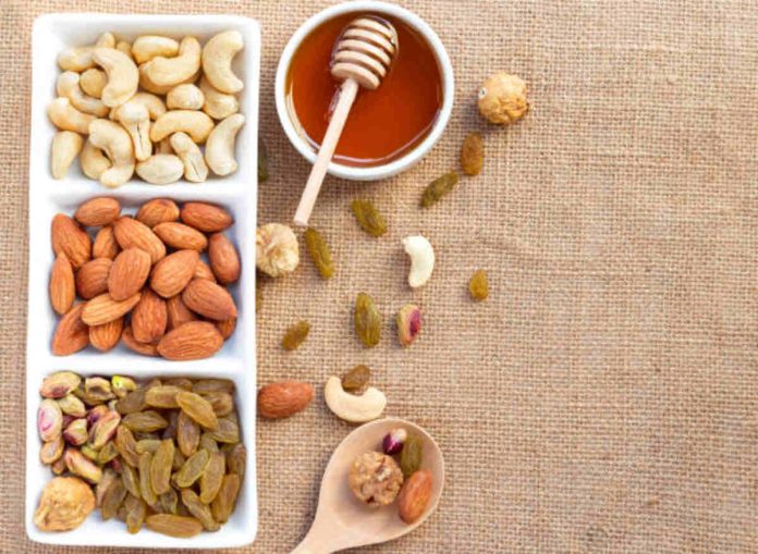 Health Benefits of Pear Fruit in Marathi