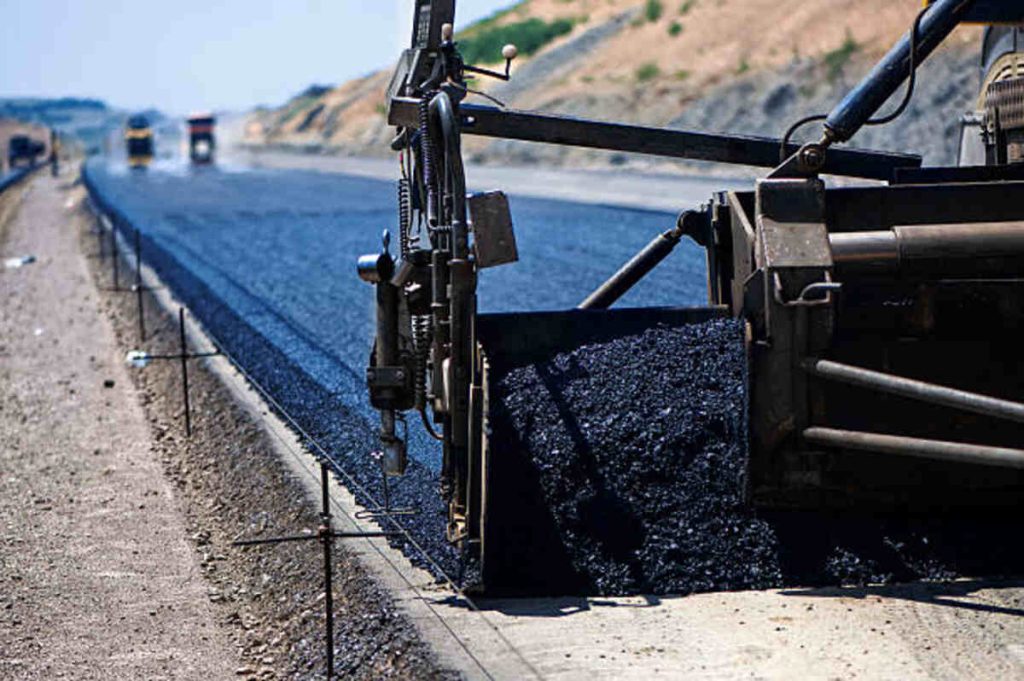 Selecting the right Asphalt Paving Contractor